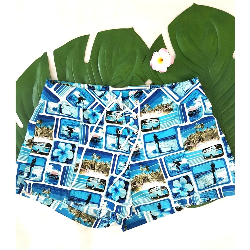 No Boundaries junior shorts